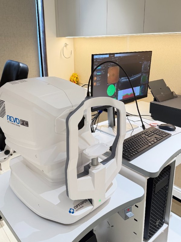 REVO FC OCT + Fundus Imaging, second view at EYON Eye & Laser Institute, Kharadi, Pune